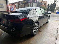 نیسان ئەلتیما